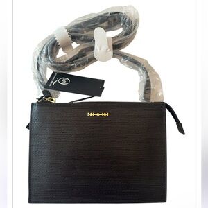 NWT McQ Alexander McQueen Crossbody Bag
Dustbag and love letter included